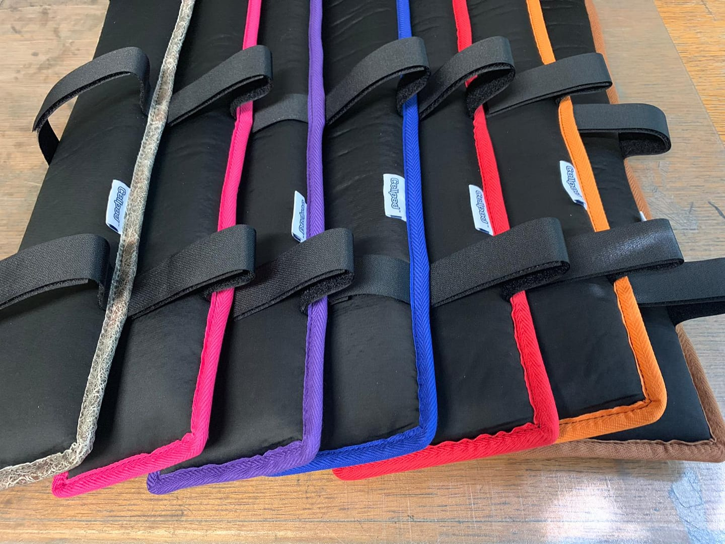 cellpad met gekleurde bies